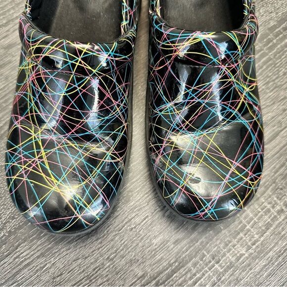 Safe Steps size 8 clogs - Picture 3 of 5